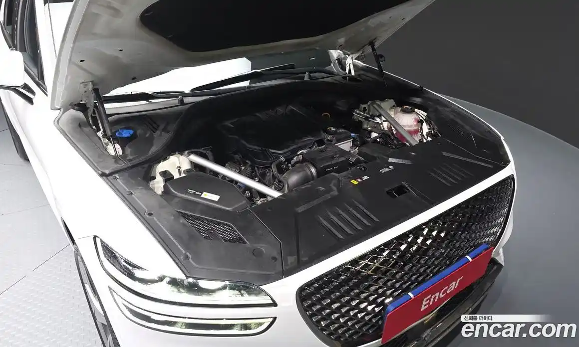 Genesis GV70 2022 2.5 Автомат в Москве № 817372, фото 6