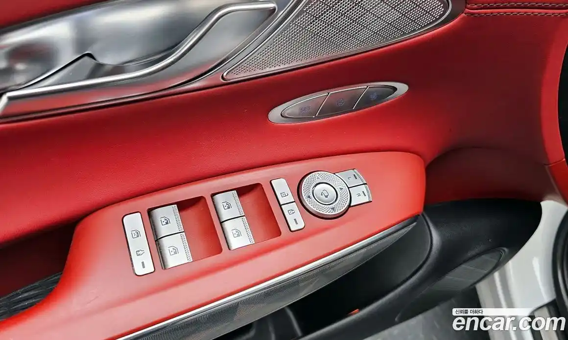 Genesis GV70 2021 2.5 Автомат в Москве № 817387, фото 14