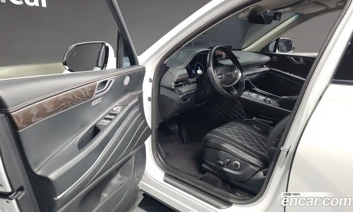 Genesis GV80 2020 3.0 Автомат в Москве № 817423, фото 9