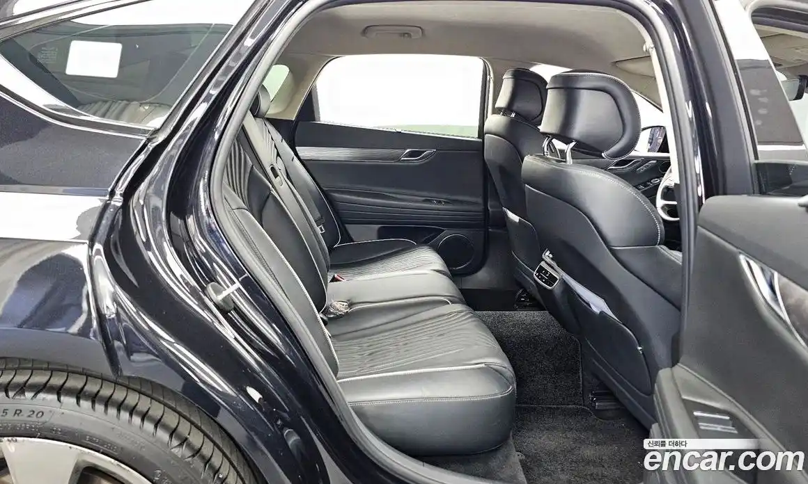 Genesis G80 2020 2.5 Автомат в Москве № 817427, фото 12