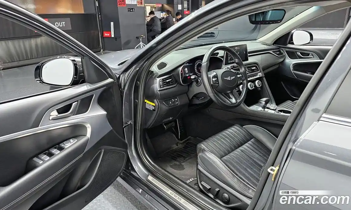 Genesis G70 2017 2.0 Автомат в Москве № 817523, фото 11