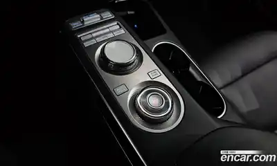 Genesis GV70 2022 2.2 Автомат в Москве № 817601, миниатюра 9