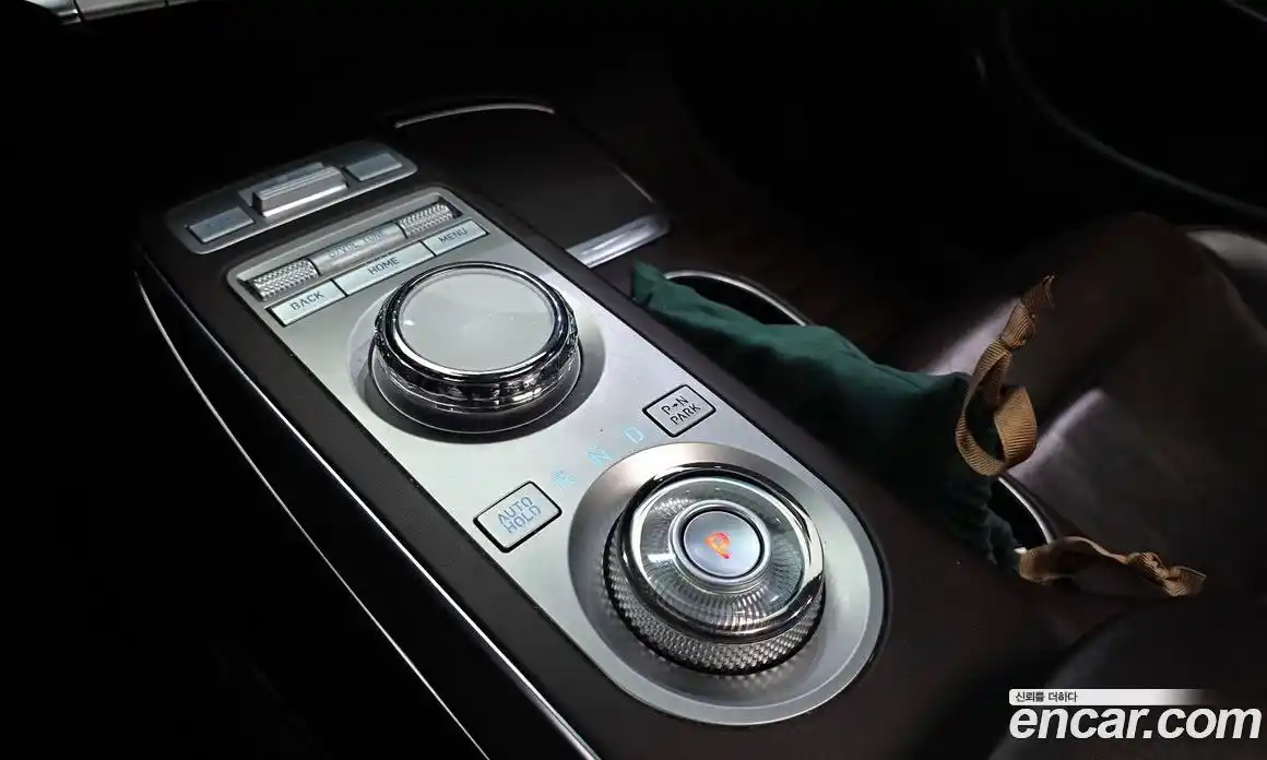 Genesis GV70 2021 2.5 Автомат в Москве № 817727, фото 9