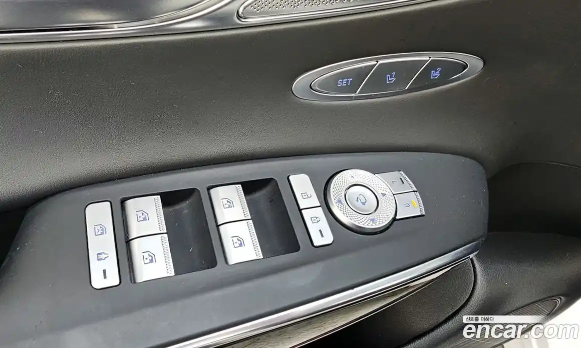 Genesis GV70 2022 2.5 Автомат в Москве № 817829, фото 14