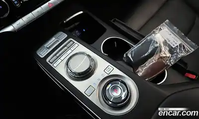 Genesis GV70 2022 2.5 Автомат в Москве № 817829, миниатюра 9