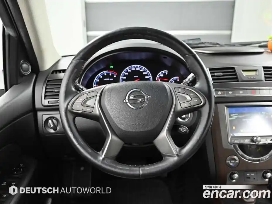 SsangYong Rexton 2015 2.0 Автомат в Москве № 818231, фото 13