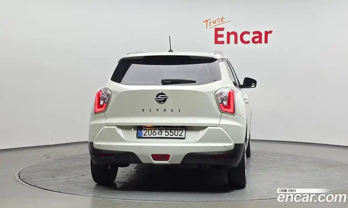 SsangYong TIBOLI 2015 1.6 Автомат в Москве № 818482, фото 4