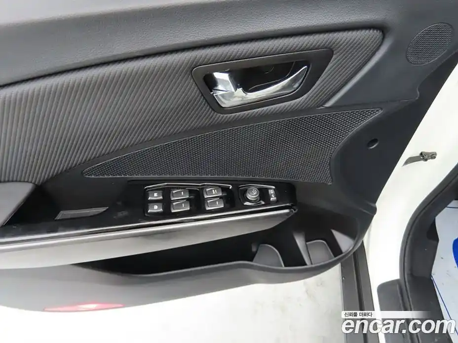 SsangYong TIBOLI 2020 1.5 Автомат в Москве № 818828, фото 12