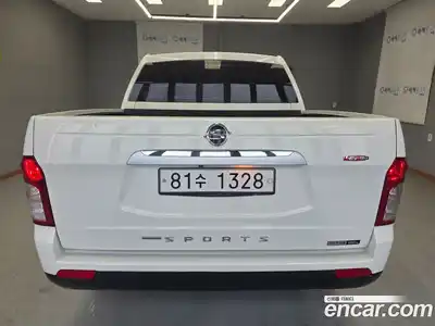 SsangYong Korando 2017 2.2 Автомат в Москве № 818864, миниатюра 4