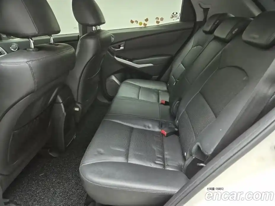 SsangYong Korando 2014 2.0 Автомат в Москве № 818929, фото 9
