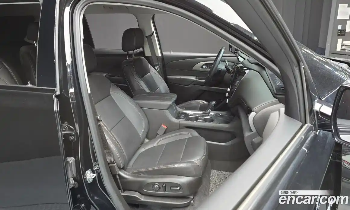 Chevrolet Traverse 2020 3.6 Автомат в Москве № 819304, фото 12