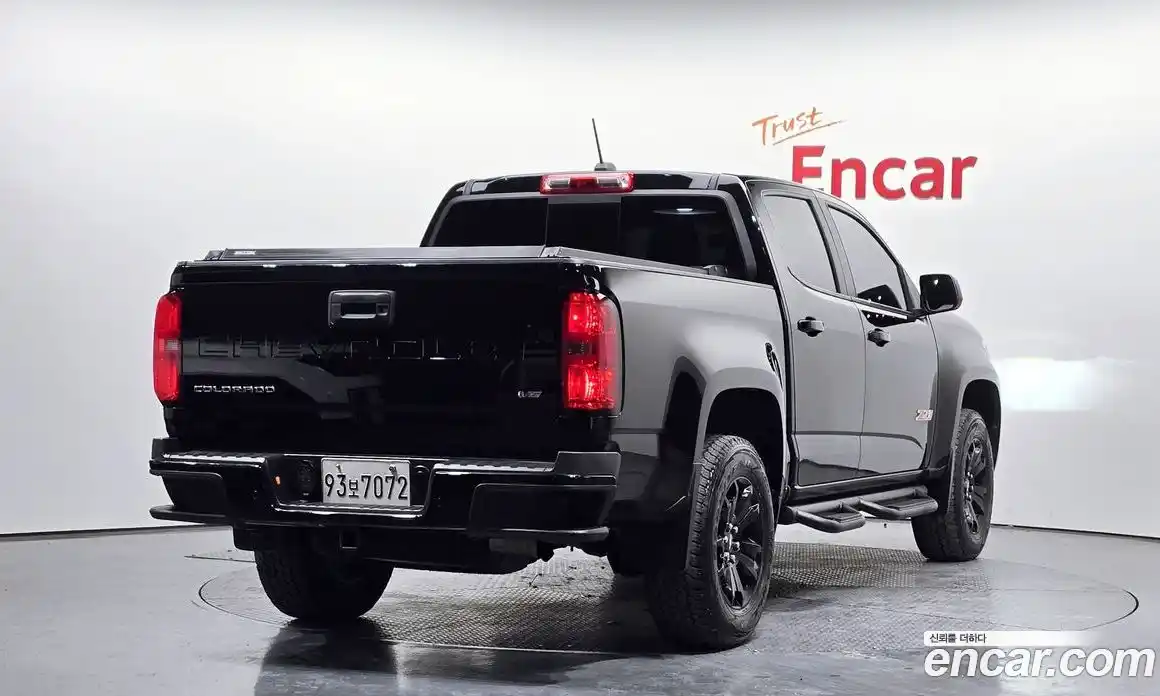 Chevrolet Colorado 2021 3.6 Автомат в Москве № 819333, фото 2