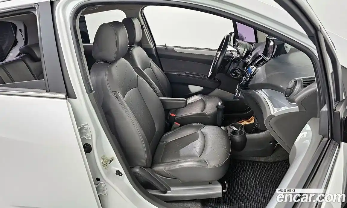 Chevrolet Spark 2013 1.0 гидро в Москве № 819799, фото 12
