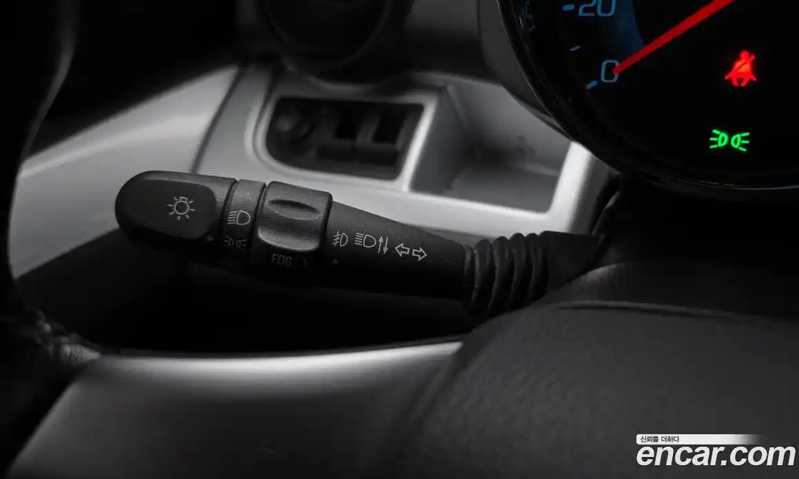 Chevrolet Spark 2015 1.0 гидро в Москве № 819811, фото 17