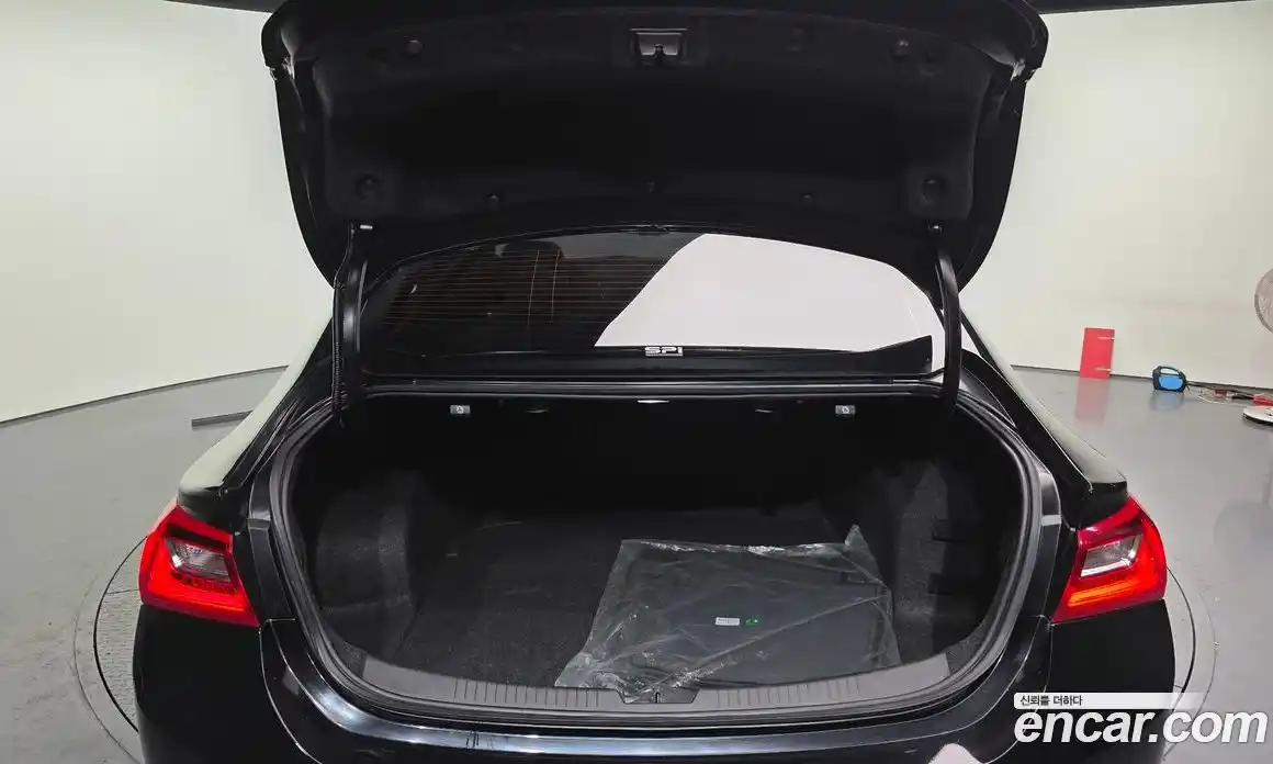 Chevrolet Malibu 2017 2.0 Автомат в Москве № 819844, фото 20