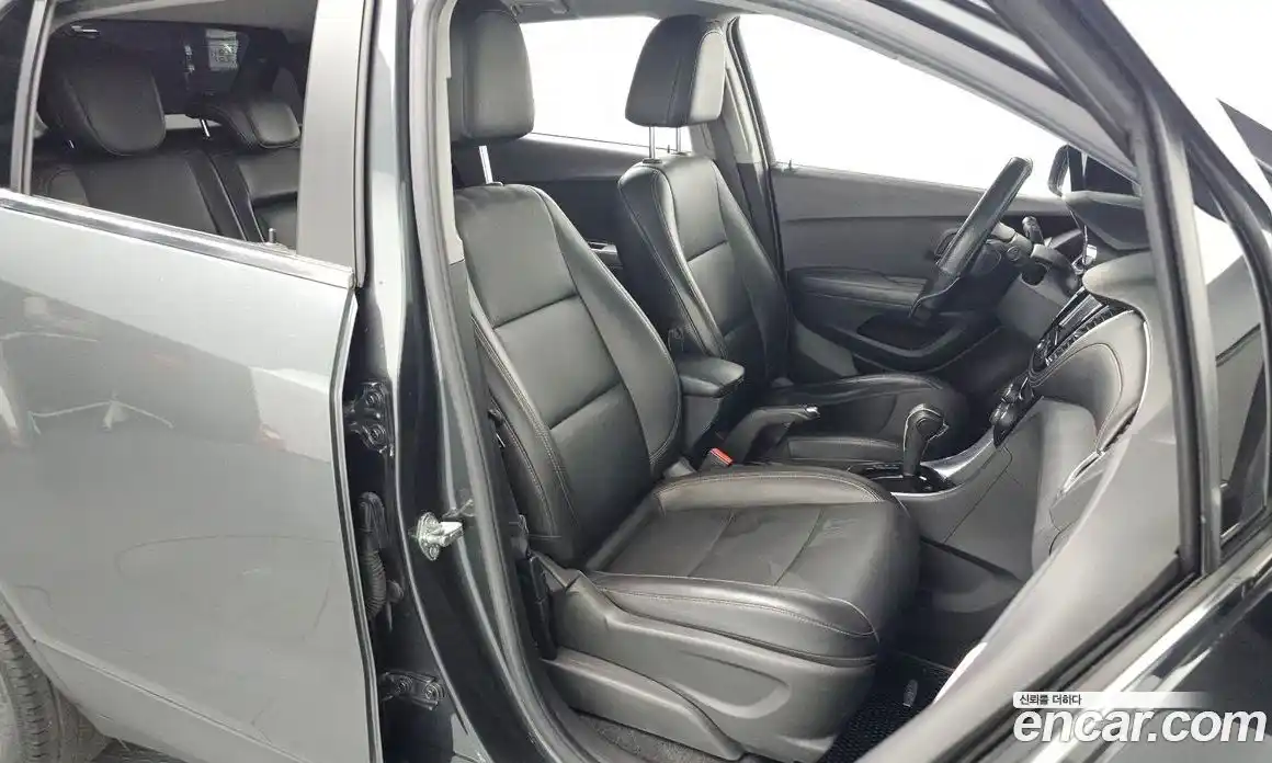 Chevrolet Trax 2017 1.6 гидро в Москве № 819986, фото 12