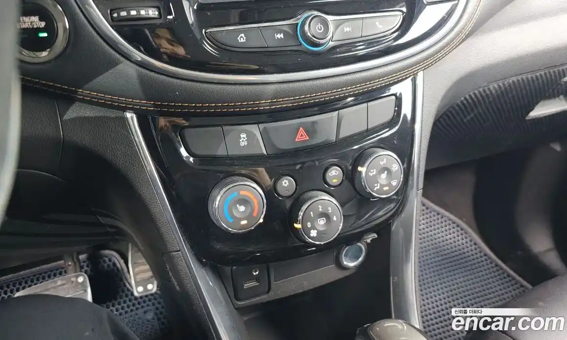 Chevrolet Trax 2017 1.6 гидро в Москве № 819986, фото 17