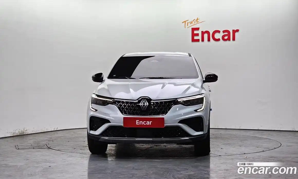 Renault Arkana 2025 1.6 гидро в Москве № 820295, фото 3