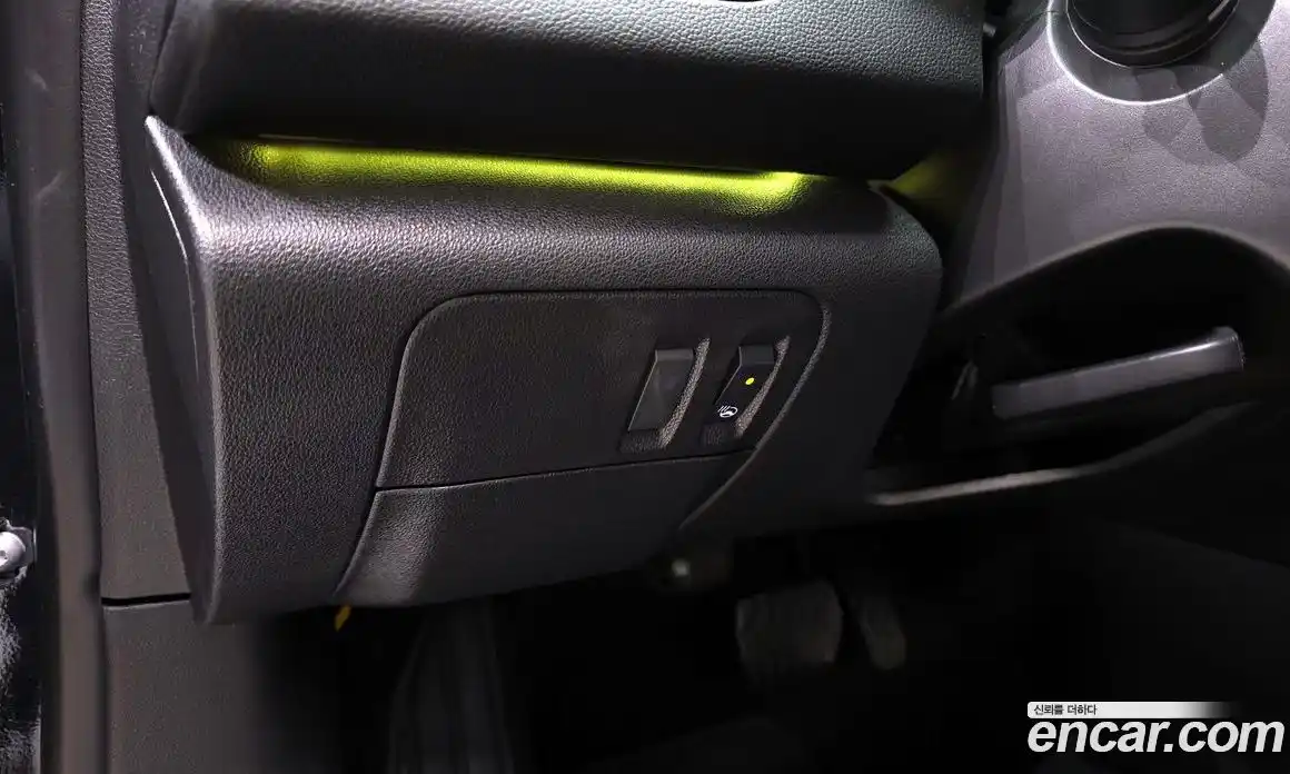 Renault SM6 2020 2.0 Автомат в Москве № 820693, фото 17