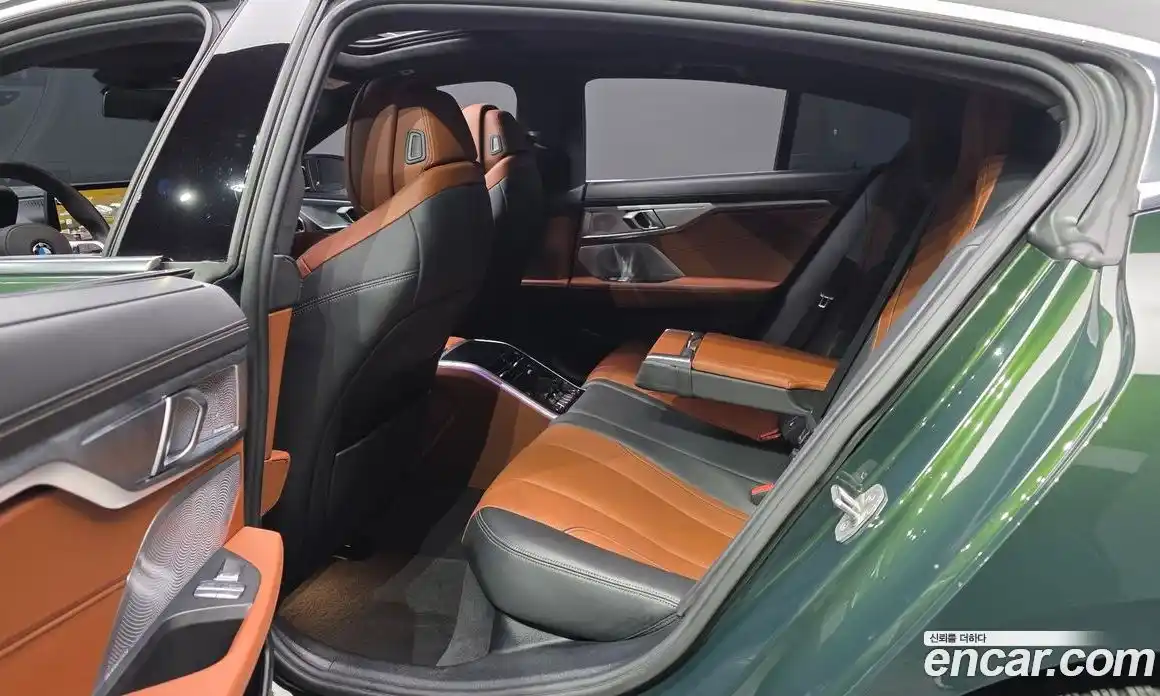 BMW 8-Series 2022 4.4 Автомат в Москве № 820863, фото 12