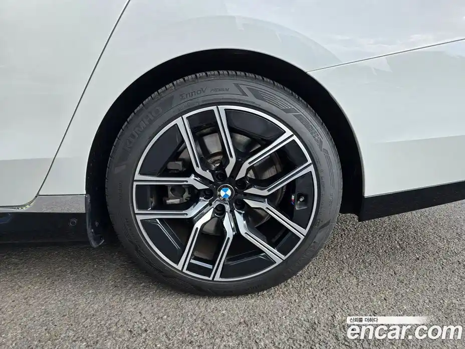 BMW i7 2024 Автомат в Москве № 821167, фото 13