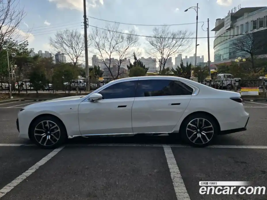 BMW i7 2024 Автомат в Москве № 821167, фото 3