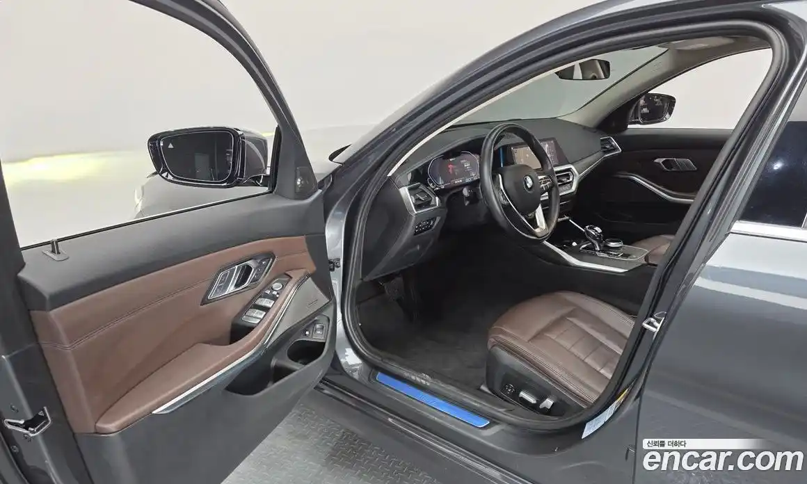 BMW 3-Series 2020 2.0 Автомат в Москве № 821277, фото 11