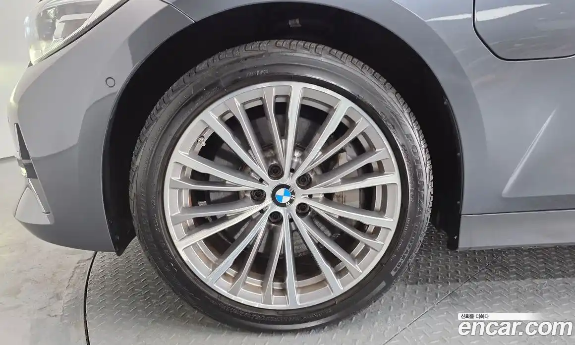 BMW 3-Series 2020 2.0 Автомат в Москве № 821277, фото 5