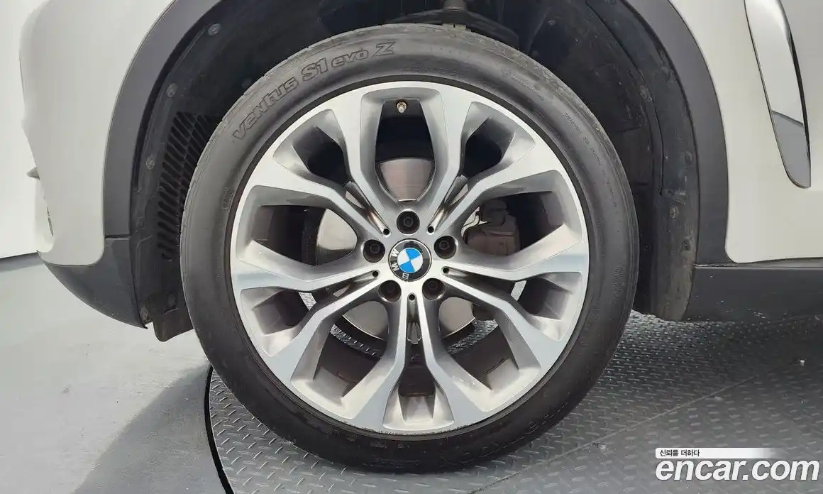 BMW X6 2017 3.0 Автомат в Москве № 821740, фото 5