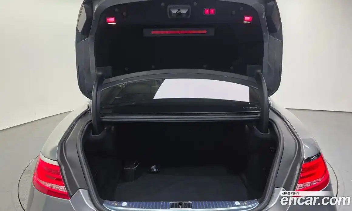 Mercedes-Benz S-Class 2015 5.5 Автомат в Москве № 821970, фото 20