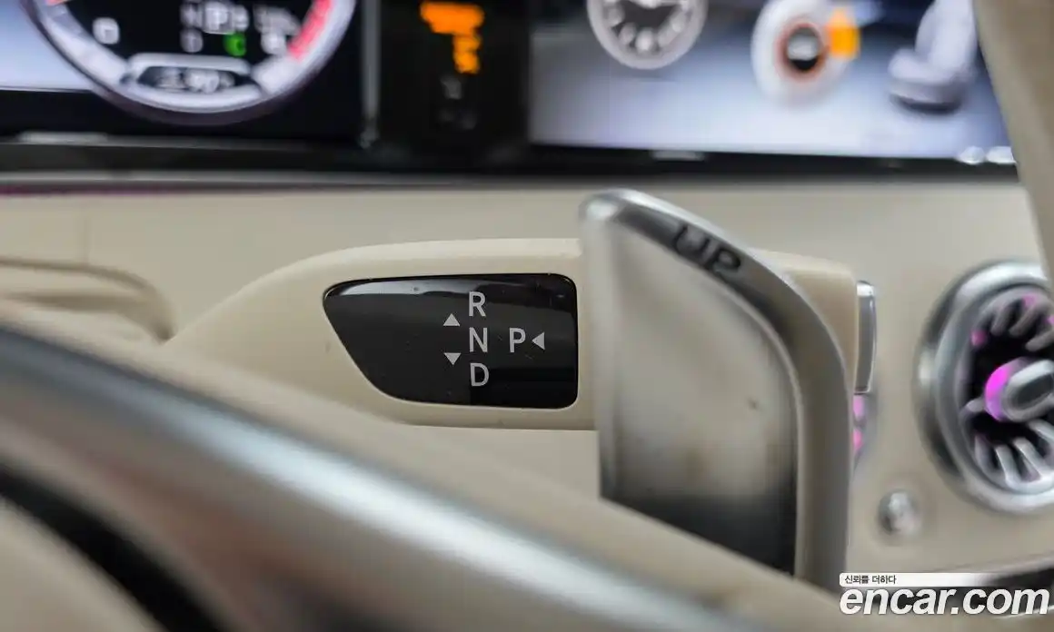 Mercedes-Benz S-Class 2015 5.5 Автомат в Москве № 821970, фото 9