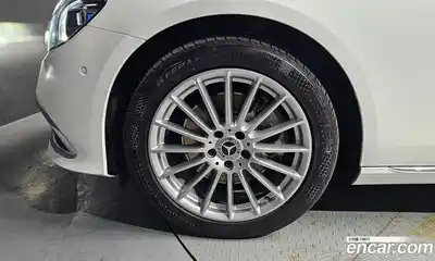 Mercedes-Benz E-Class 2022 2.0 Автомат в Москве № 822503, миниатюра 5