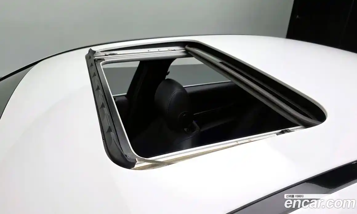 Mercedes-Benz E-Class 2020 2.0 Автомат в Москве № 823004, фото 18