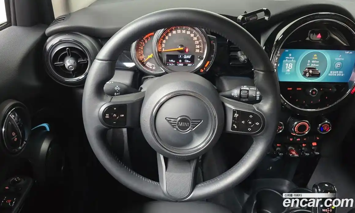 Mini Cooper 2022 1.5 Автомат в Москве № 825249, фото 13