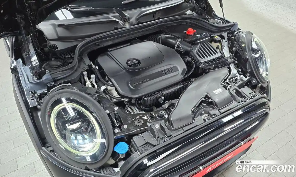 Mini Cooper 2022 1.5 Автомат в Москве № 825249, фото 6