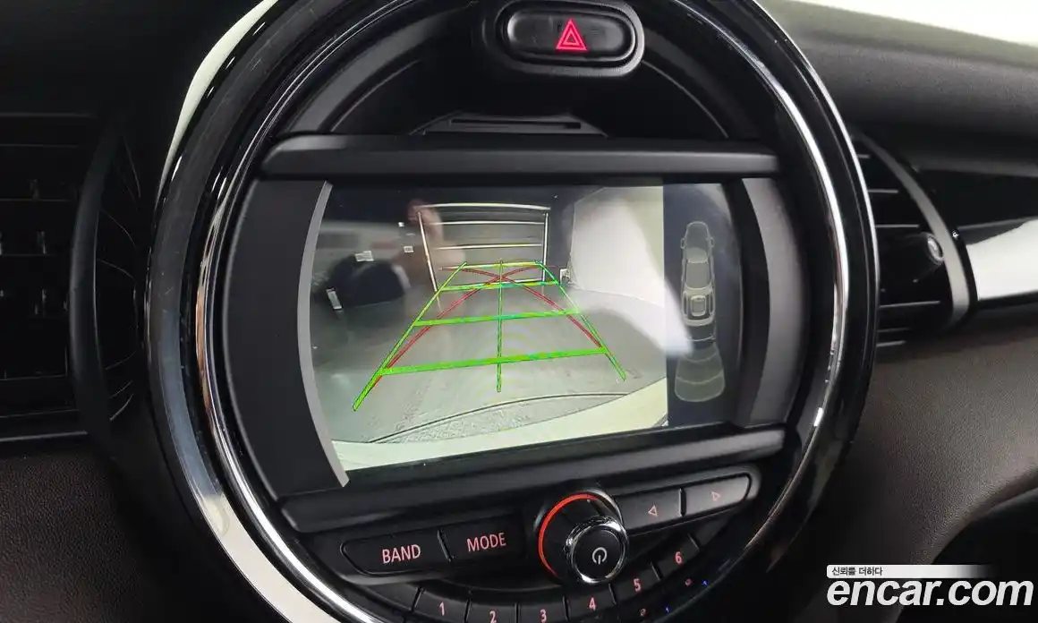 Mini Cooper 2017 1.5 Автомат в Москве № 825286, фото 16