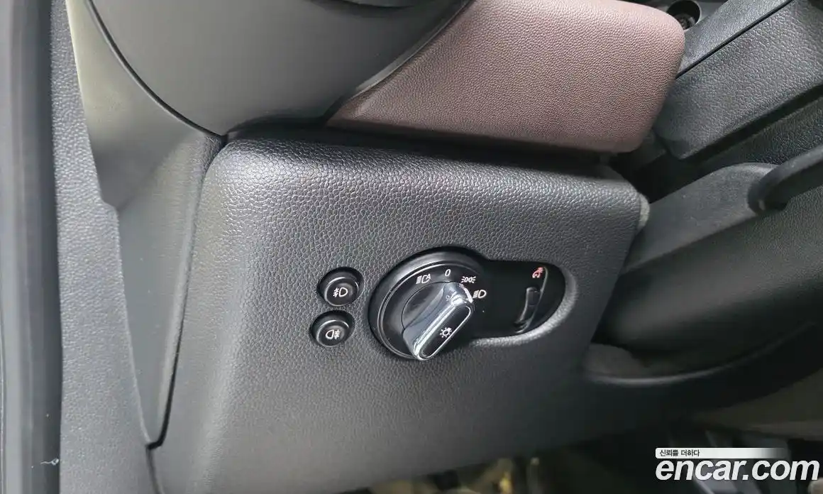 Mini Cooper 2017 1.5 Автомат в Москве № 825286, фото 19