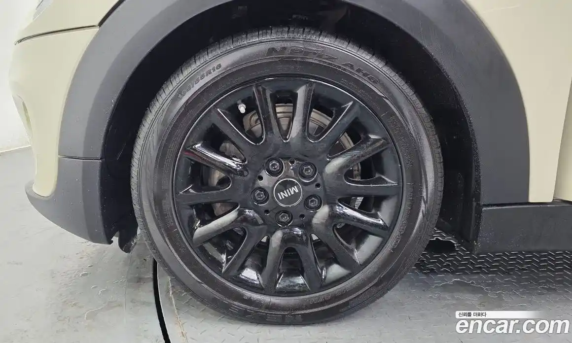 Mini Cooper 2017 1.5 Автомат в Москве № 825286, фото 5