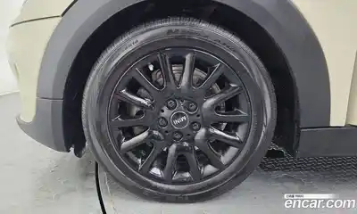 Mini Cooper 2017 1.5 Автомат в Москве № 825286, миниатюра 5