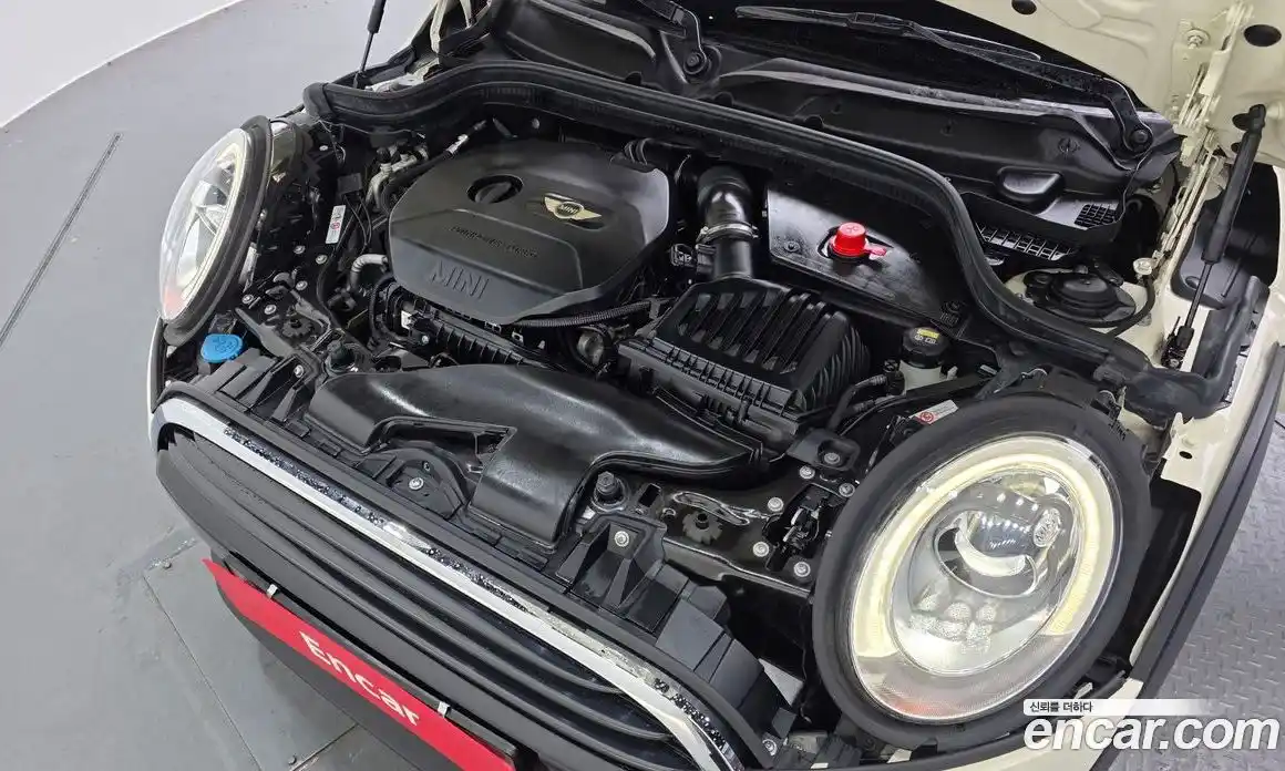 Mini Cooper 2017 1.5 Автомат в Москве № 825286, фото 6