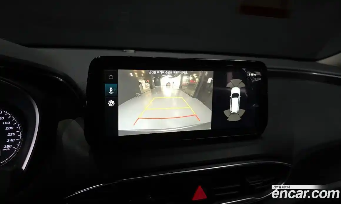 Hyundai Santa Fe 2023 1.6 Автомат в Москве № 108062, фото 16