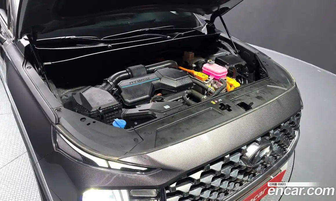 Hyundai Santa Fe 2023 1.6 Автомат в Москве № 108062, фото 6