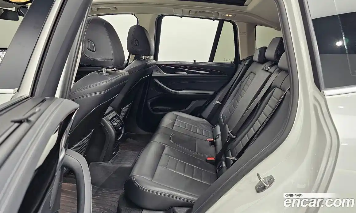 BMW X3 2023 2.0 Автомат в Москве № 157060, фото 12