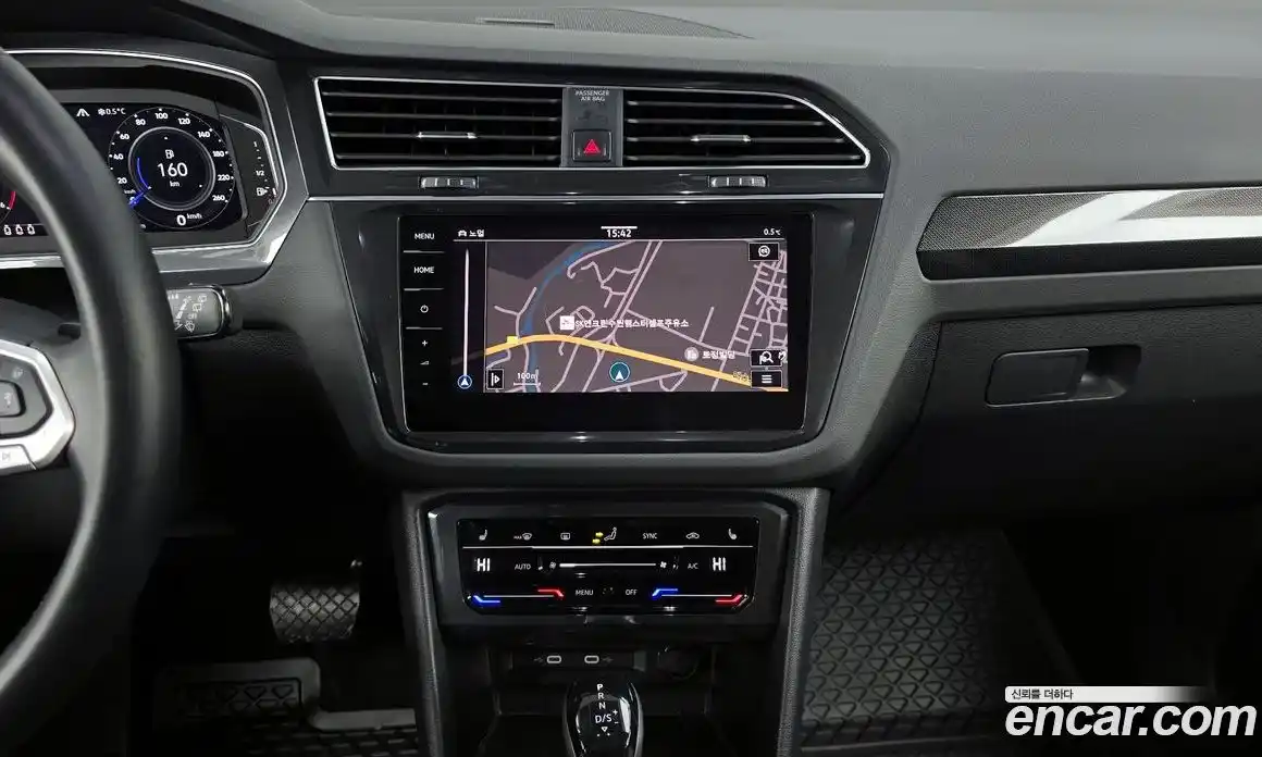 Volkswagen Tiguan 2023 2.0 Автомат в Москве № 199027, фото 14