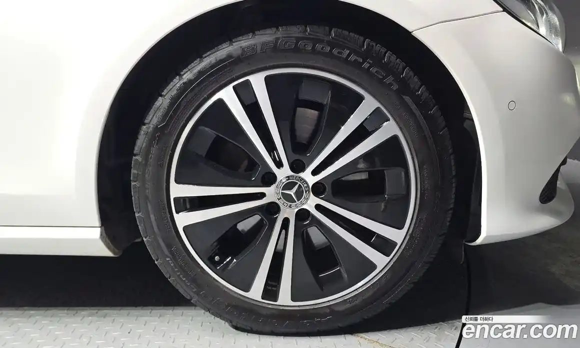 Mercedes-Benz E-Class 2020 2.0 Автомат в Москве № 371713, фото 5