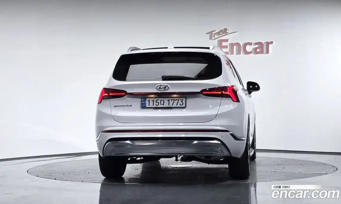 Hyundai Santa Fe 2020 2.2 Автомат в Москве № 796904, фото 3