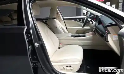 Kia K8 2025 1.6 Автомат в Москве № 797790, миниатюра 11