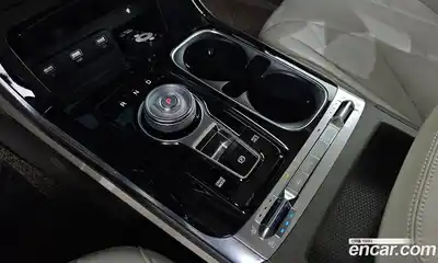 Kia Canival 2022 2.2 Автомат в Москве № 797953, миниатюра 9