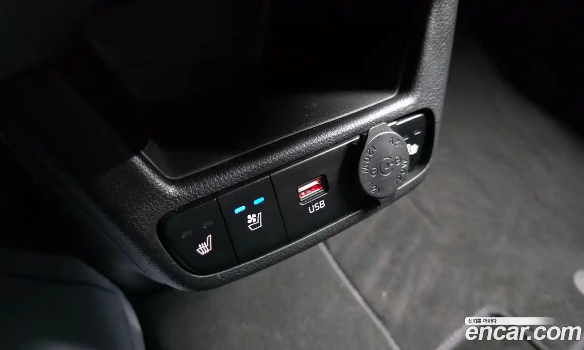 Kia Ray 2023 1.0 Автомат в Москве № 797965, фото 18