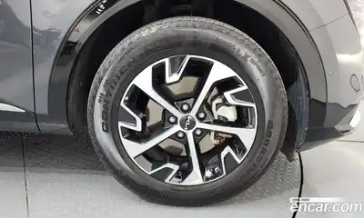 Kia Sportage 2023 1.6 Автомат в Москве № 797982, миниатюра 5